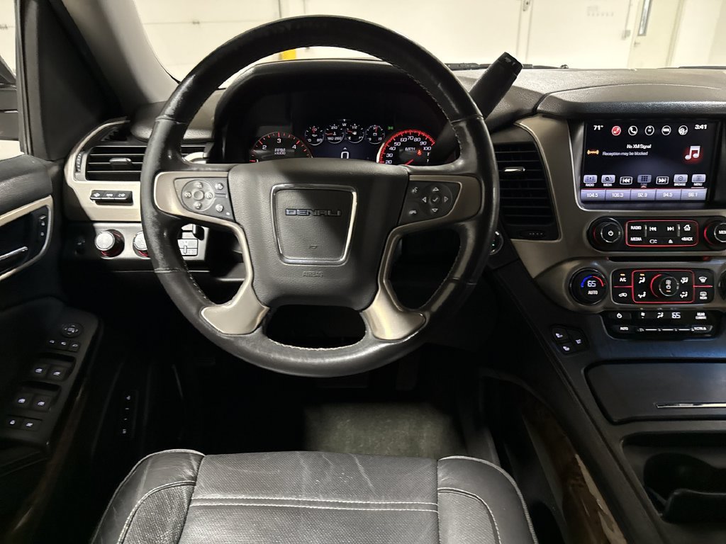 Used 2016 GMC Yukon Denali w/ Open Road Package AWD/4WD image 11