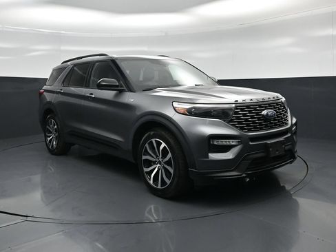Used 2023 Ford Explorer ST-Line w/ Class IV Trailer Tow Package RWD image 52