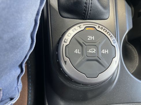 Certified 2023 Ford Bronco Outer Banks AWD/4WD image 29