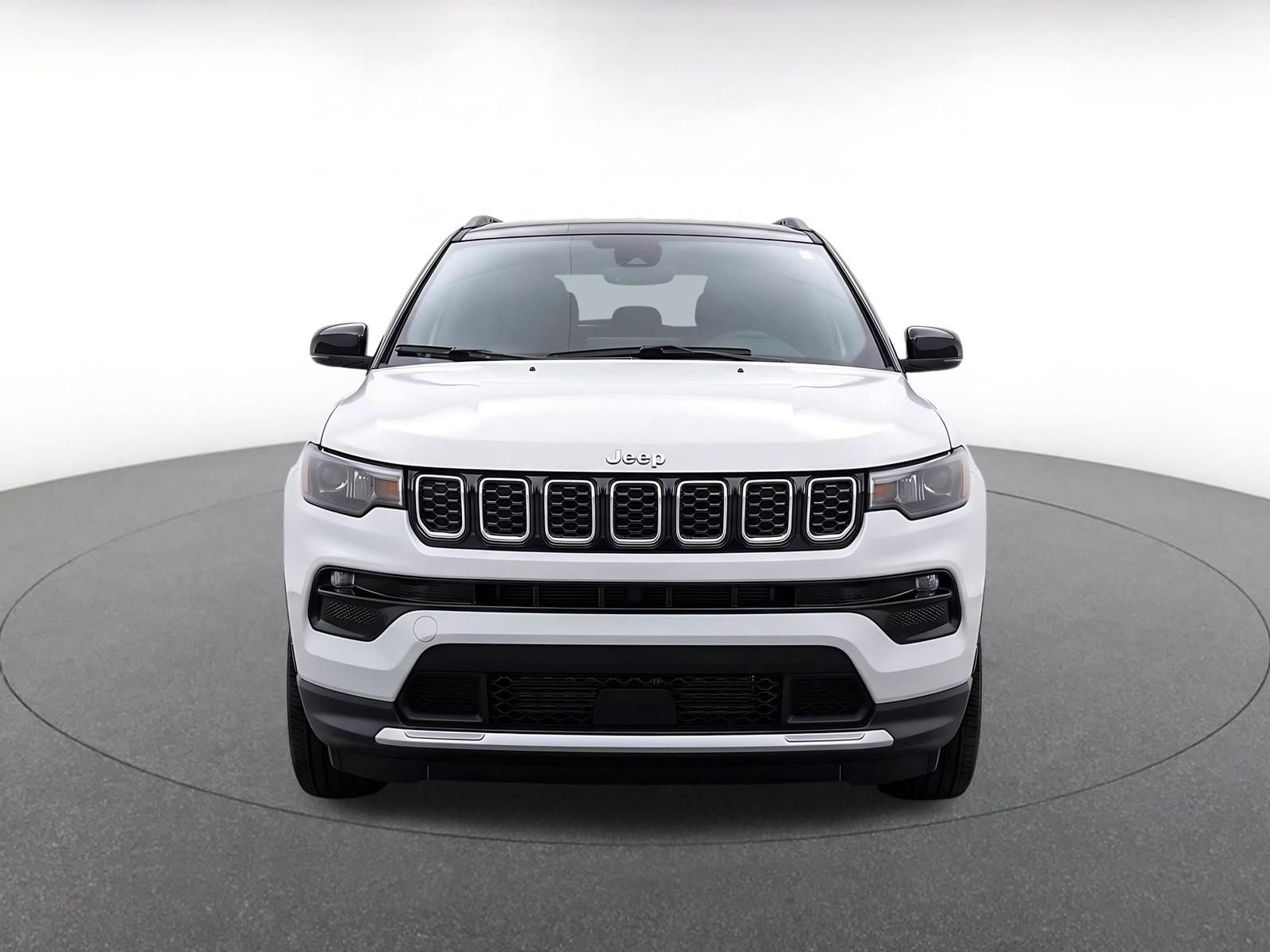 Used 2025 Jeep Compass Limited AWD/4WD image 2