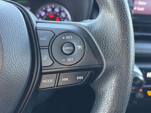 Used 2019 Toyota RAV4 XLE image 13