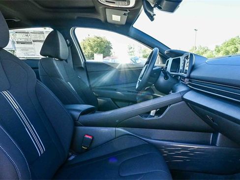 New 2026 Hyundai Elantra SEL Sport image 19
