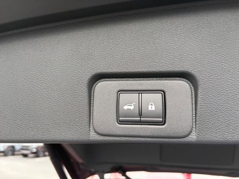 New 2026 Nissan Rogue Platinum image 25