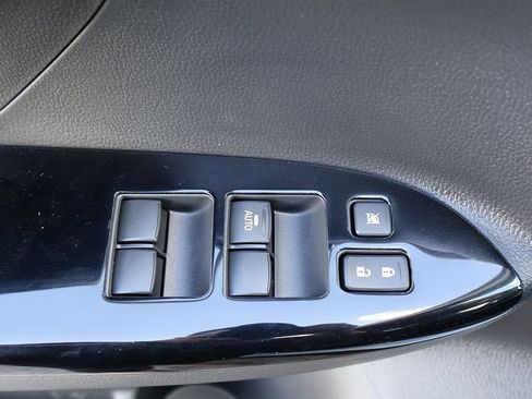 New 2026 Mitsubishi Eclipse Cross LE image 33