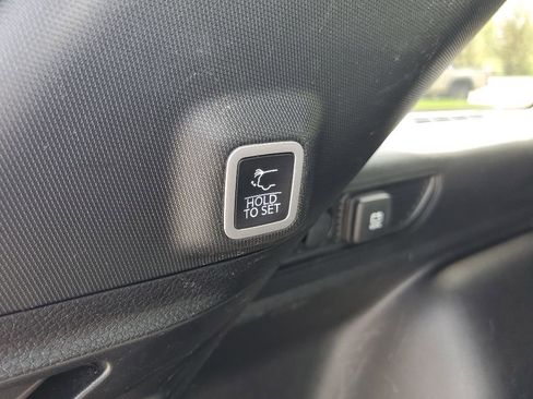 Used 2023 Jeep Grand Cherokee Altitude AWD/4WD image 30