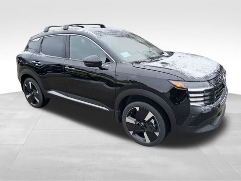 New 2026 Nissan Kicks SR w/ Cold Weather Package image 15