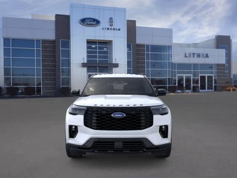 New 2026 Ford Explorer ST-Line AWD/4WD image 6