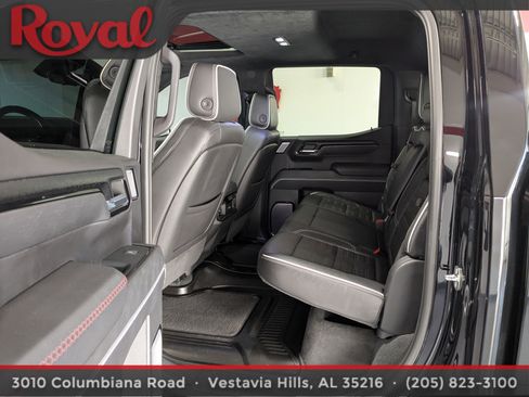 Used 2023 GMC Sierra 1500 AT4X image 15