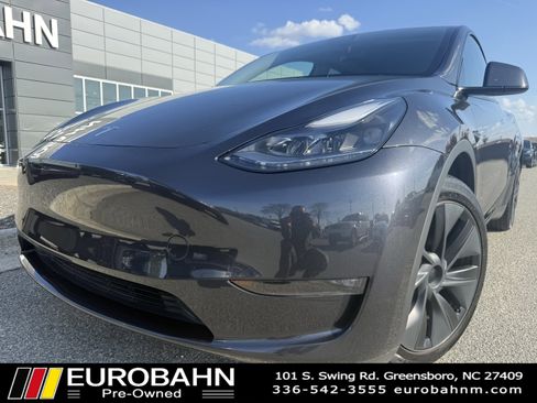 Used 2024 Tesla Model Y Long Range image 36