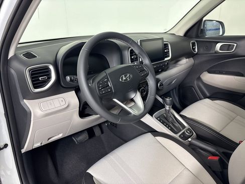 New 2026 Hyundai Venue SEL image 15