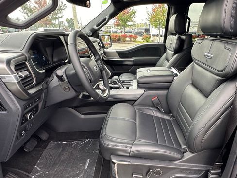 Used 2024 Ford F150 Platinum image 12