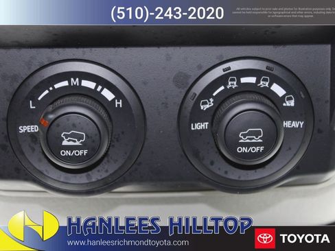 Used 2021 Toyota 4Runner TRD Off-Road image 30