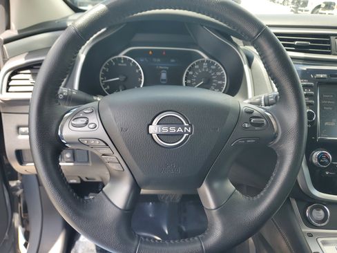 Certified 2024 Nissan Murano SV w/ SV Midnight Edition Package FWD image 19