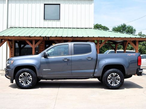 Used 2017 Chevrolet Colorado W/T w/ WT Convenience Package AWD/4WD image 2