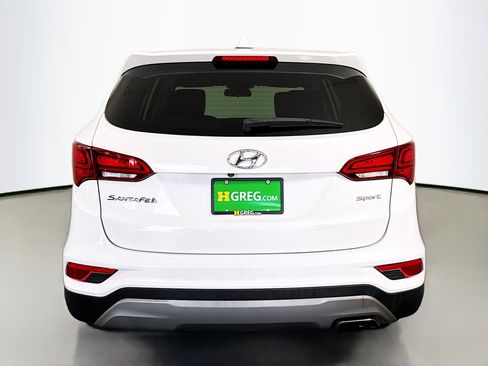 Used 2017 Hyundai Santa Fe Sport image 8