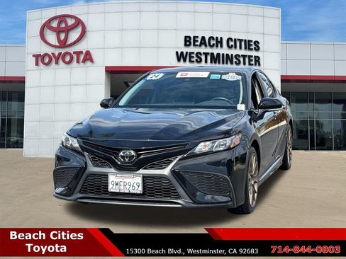 Certified 2024 Toyota Camry SE w/ Convenience Package FWD image 5