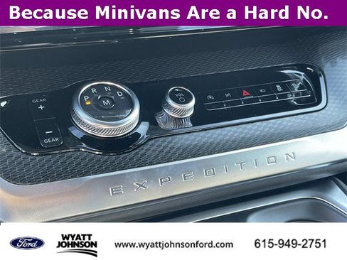 New 2025 Ford Expedition Max Platinum w/ Stealth Appearance Package image 29