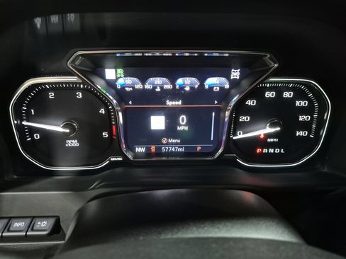 Used 2023 GMC Sierra 3500 Denali w/ Denali Ultimate Package AWD/4WD image 13