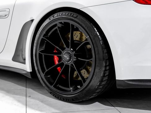 Used 2015 Porsche 911 GT3 image 60