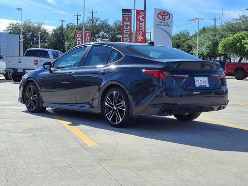 Used 2026 Toyota Camry XSE w/ Premium Package image 7