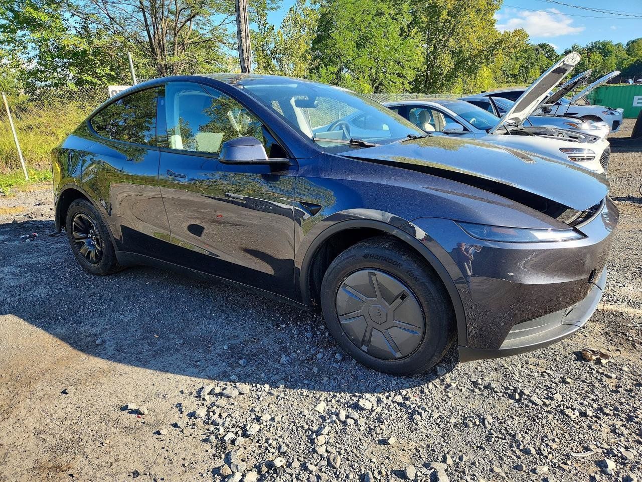 Used 2026 Tesla Model Y 2WD image 1