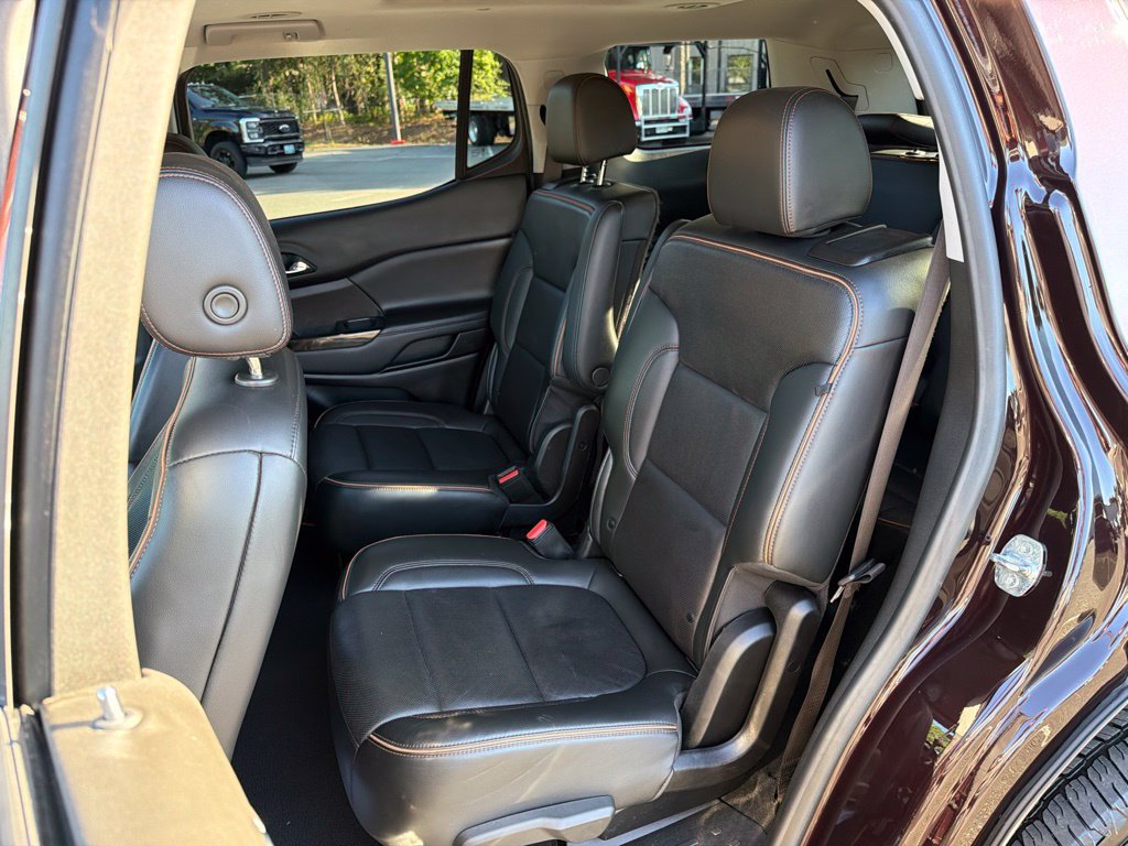 Used 2021 GMC Acadia AT4 w/ Technology Package AWD/4WD image 18