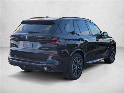 New 2026 BMW X5 xDrive40i w/ M Sport Package image 2
