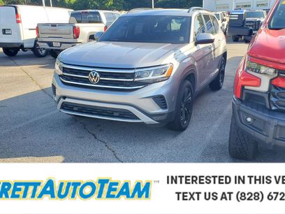 Used 2022 Volkswagen Atlas SE
