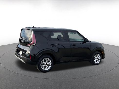 Used 2025 Kia Soul LX w/ LX Technology Package image 15