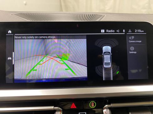 Used 2022 BMW 330i xDrive Sedan w/ Premium Package image 11