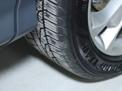 Used 2015 Ford Escape Titanium w/ Equipment Group 301A image 36