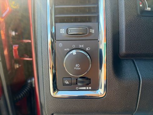 Used 2017 RAM 2500 Laramie w/ Sport Appearance Group AWD/4WD image 30