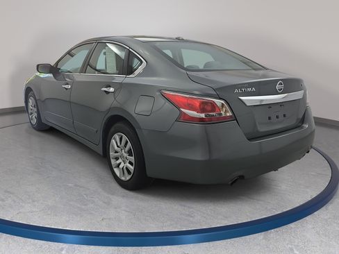 Used 2015 Nissan Altima 2.5 S w/ Power Driver Seat Package FWD image 7