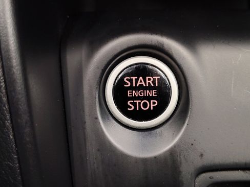 Certified 2024 Nissan Kicks S image 31