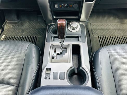 Used 2019 Toyota 4Runner Limited AWD/4WD image 19