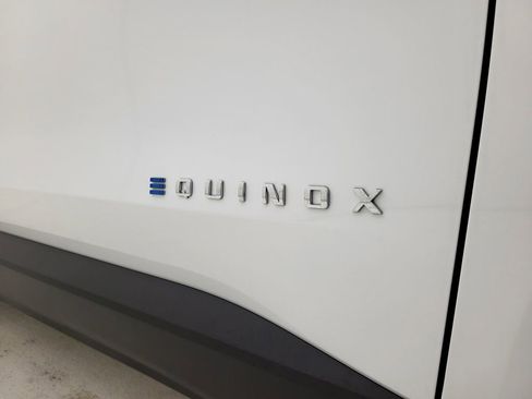 New 2026 Chevrolet Equinox EV LT image 20