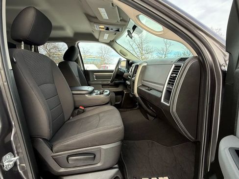 Used 2019 RAM 1500 Classic Warlock image 38