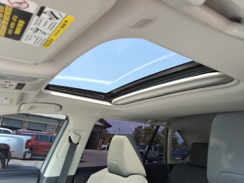 Used 2023 Toyota RAV4 XLE w/ Convenience Package FWD image 25