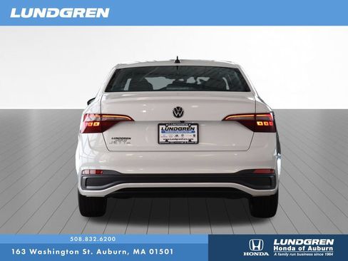 Used 2023 Volkswagen Jetta Sport FWD image 26