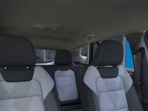 New 2026 Chevrolet Trax LS w/ LS Convenience Package FWD image 24