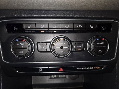 Used 2019 Volkswagen Atlas SE w/ Towing Package image 20