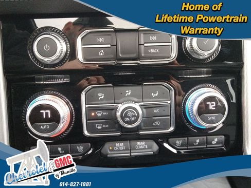 Used 2021 GMC Yukon Denali image 28