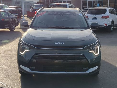 Certified 2023 Kia Niro EX Touring image 8