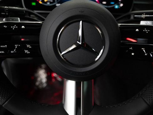 New 2026 Mercedes-Benz CLE 300 4MATIC Coupe image 22