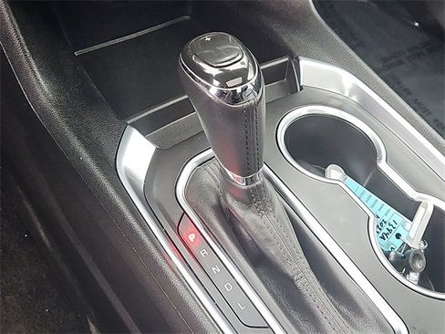 Used 2020 Chevrolet Traverse RS image 31