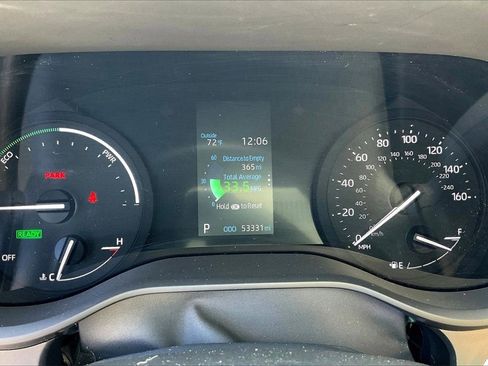 Used 2024 Toyota Sienna XLE image 20