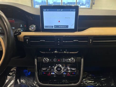 Used 2022 Lincoln Corsair Reserve w/ Equipment Group 201A image 12