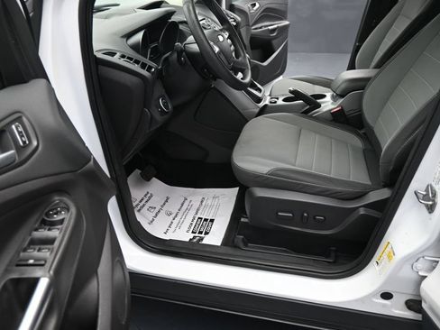 Used 2016 Ford Escape SE AWD/4WD image 17