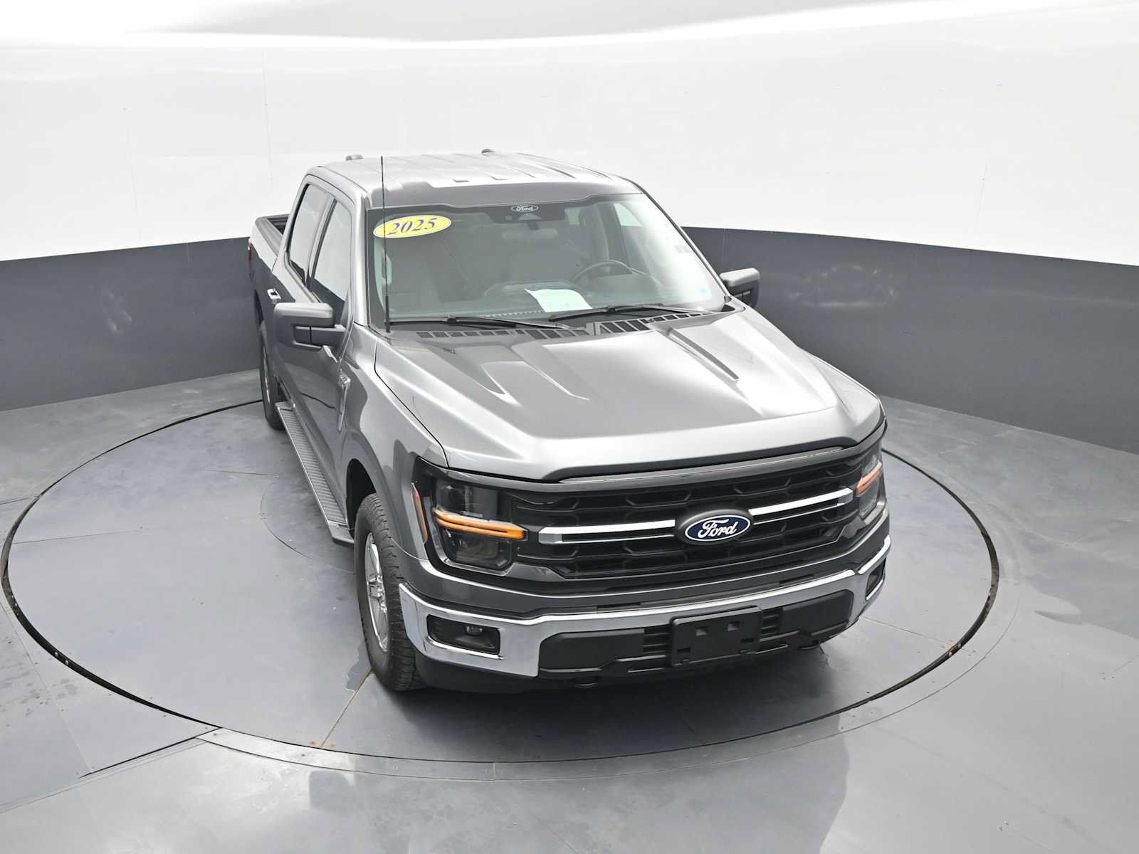 Used 2025 Ford F150 XLT w/ Equipment Group 301A Standard AWD/4WD image 28