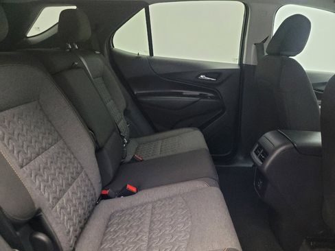 Used 2024 Chevrolet Equinox LT image 19